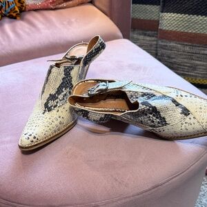 Free People Cream and Black Snake-Print Pointed Slingback Mules